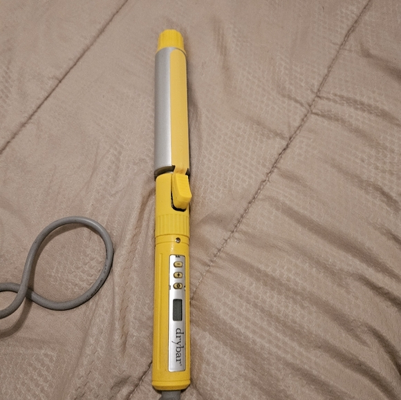 Drybar Other - Drybar iron